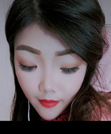 你会等我到多久的头像