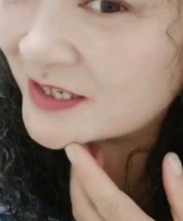 风雨彩虹的头像