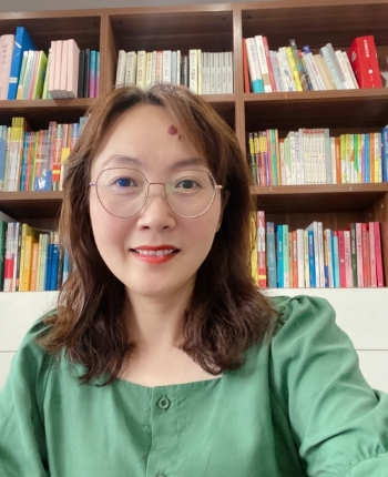 月方客厅的头像