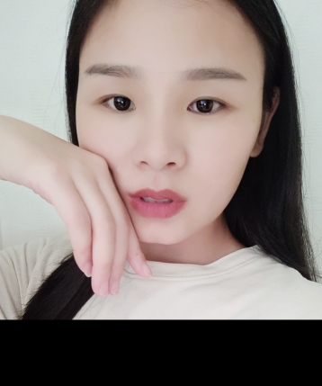 西西里的小姐的头像