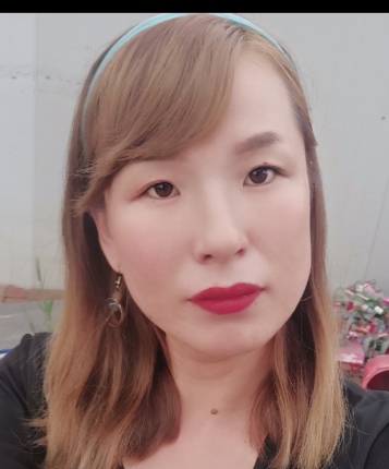 一刻都不想的头像